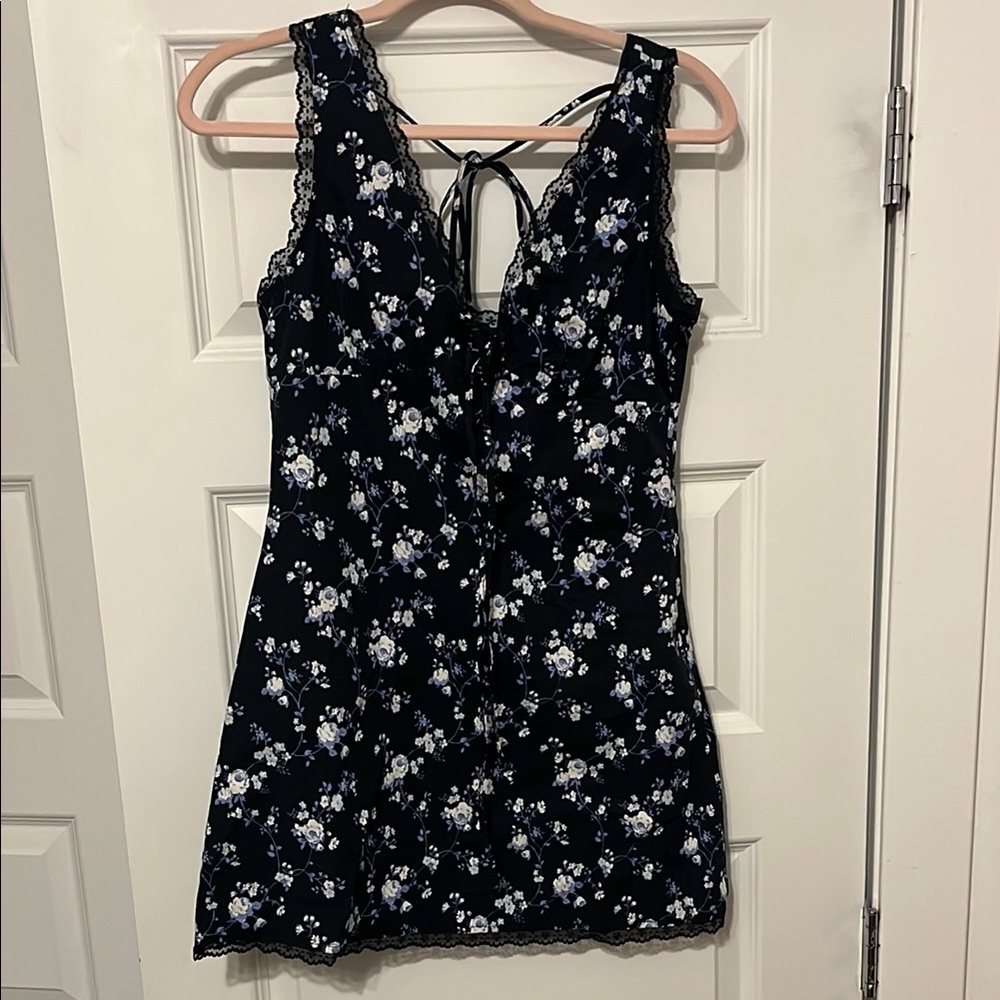 Floral Black and Blue Dress Forever 21 Small